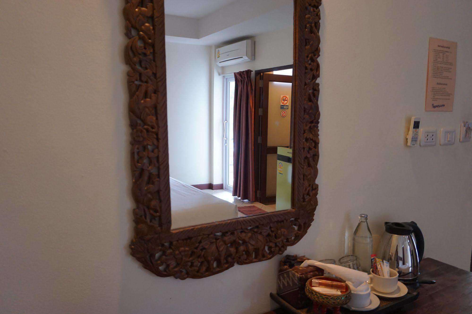 The One Inn 2*