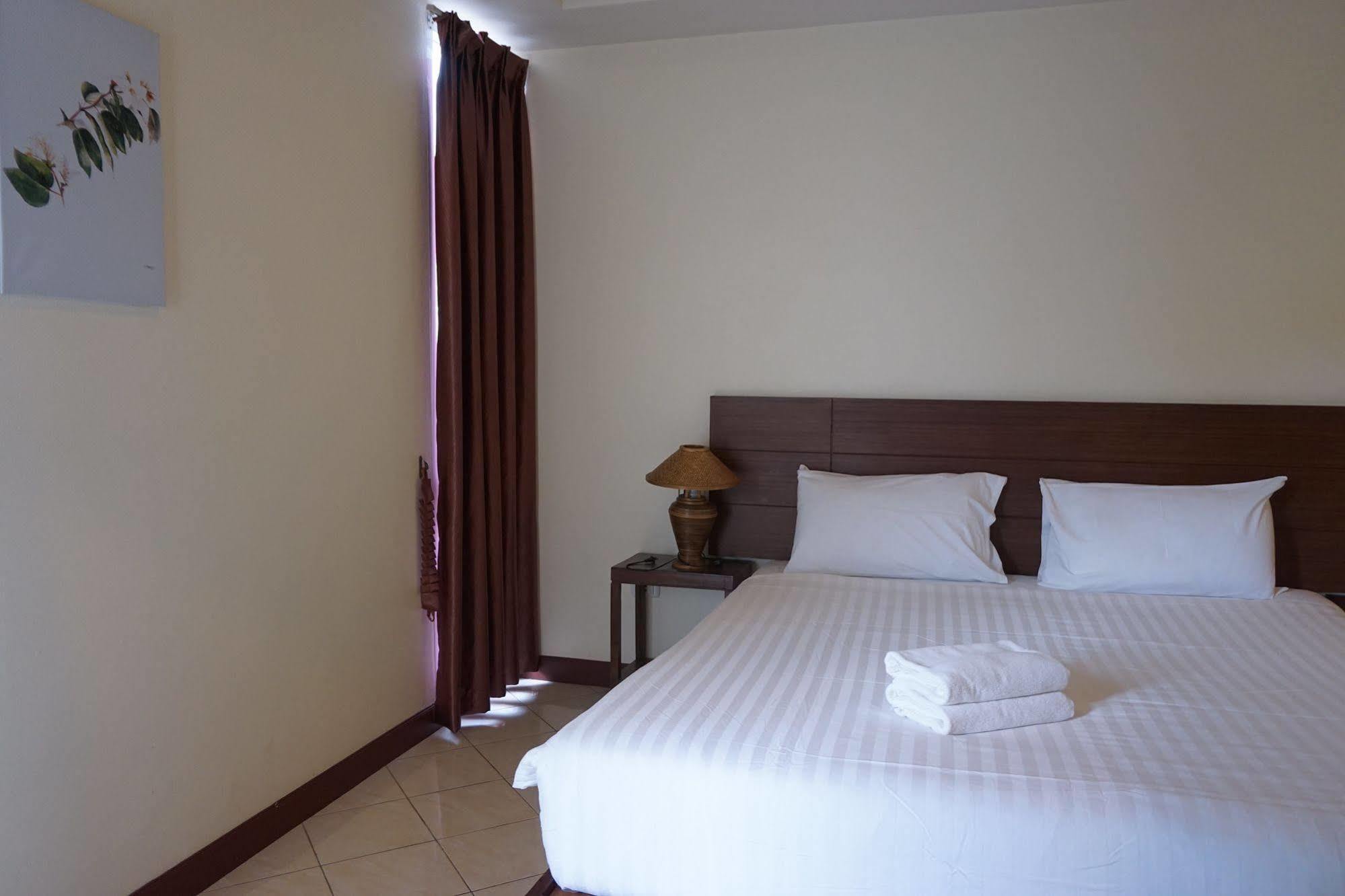 Inn The One Udon Thani
